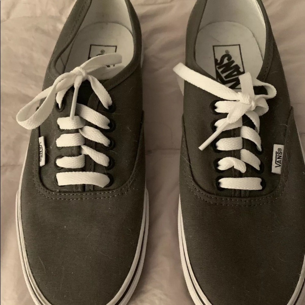 Vans off the wall women’s sneakers